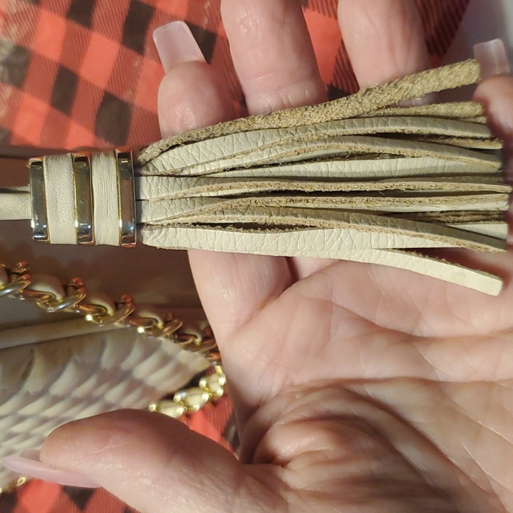 MAGNAM FASHIONS* - Picture 7 of 11